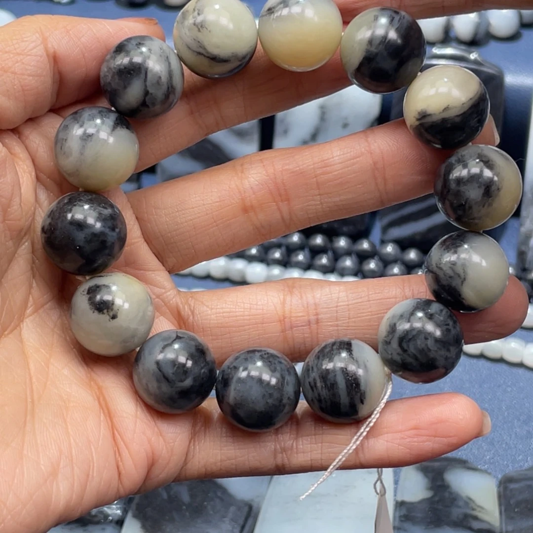 一***净和田玉未镶嵌手链