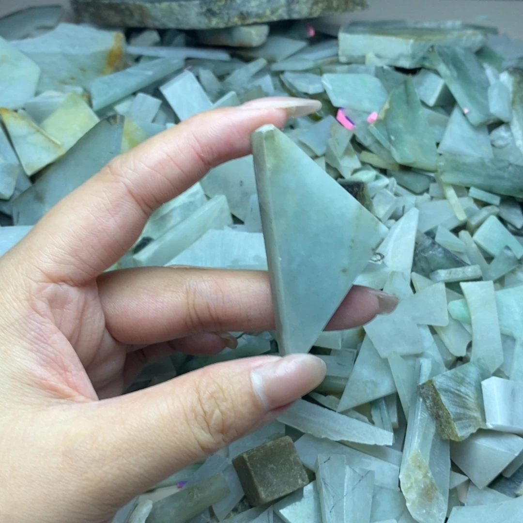 翡翠未镶嵌挂件翡翠