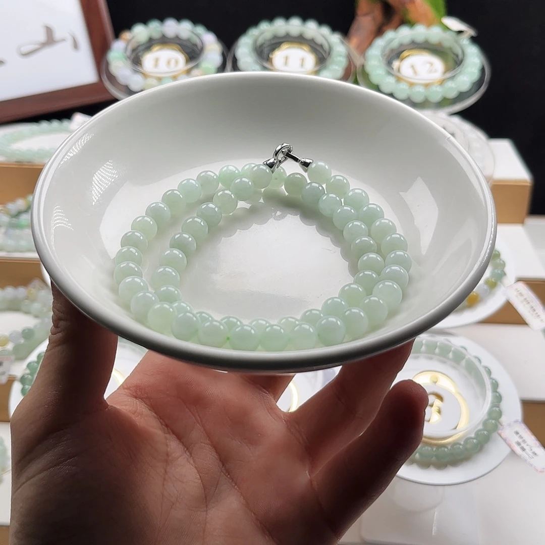 翡翠未镶嵌手链卡7.6