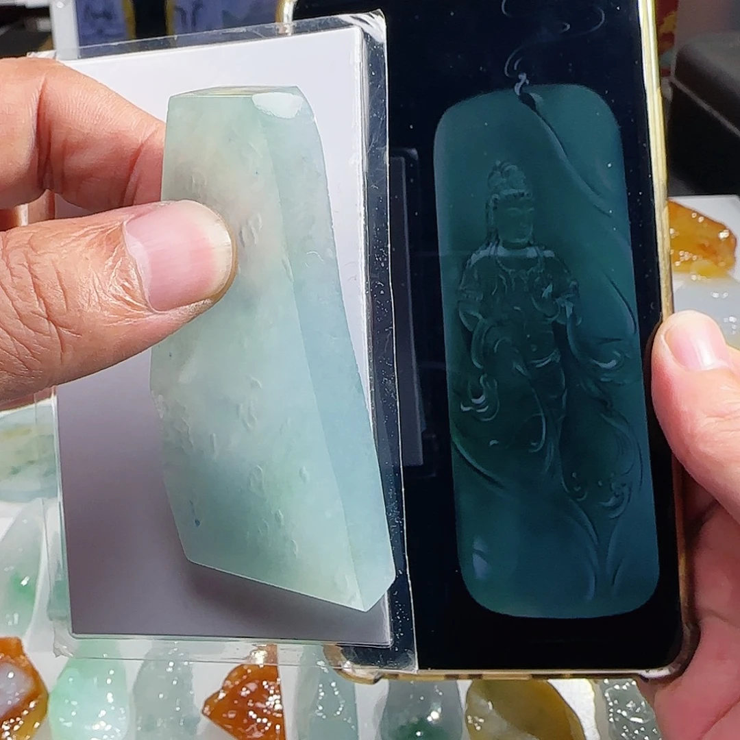 定制翡翠未镶嵌翡翠