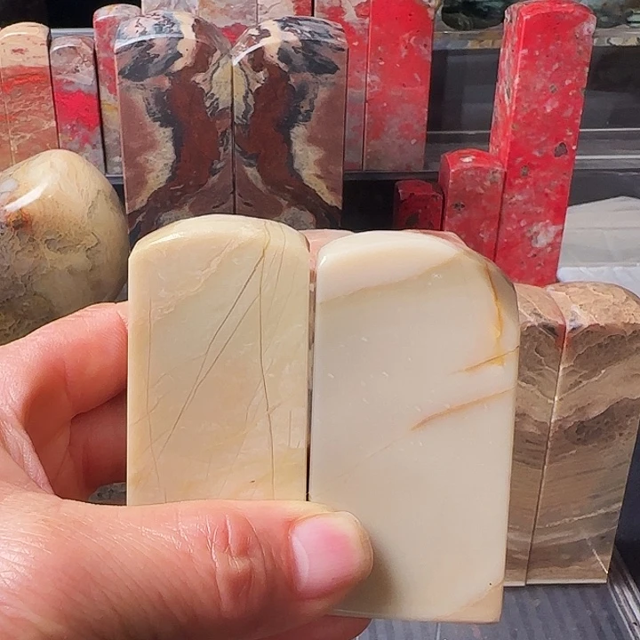 小***蛋印石昌化石昌化白玉石印章