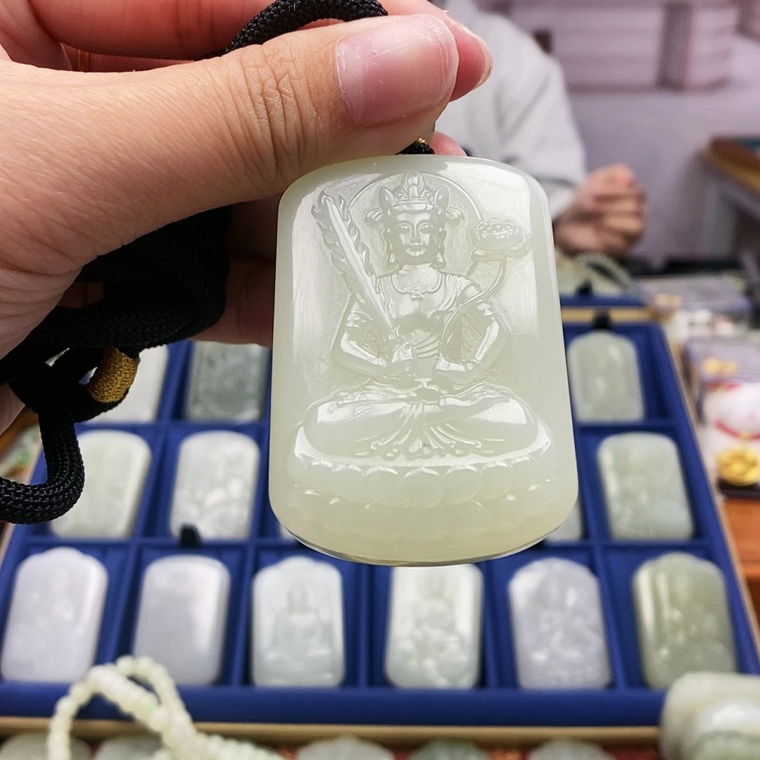 【闪购商品】和田玉颈饰未镶嵌张****装