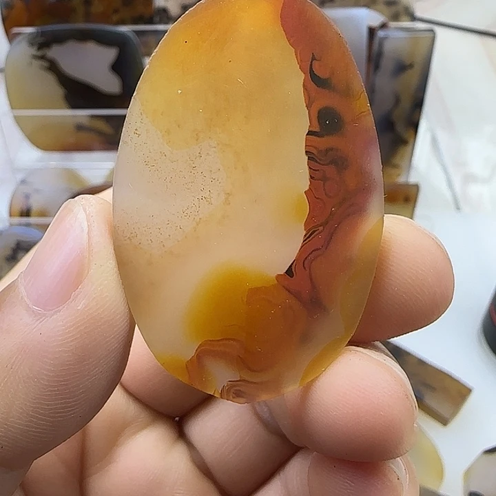 未镶嵌颈饰玛瑙/玉髓