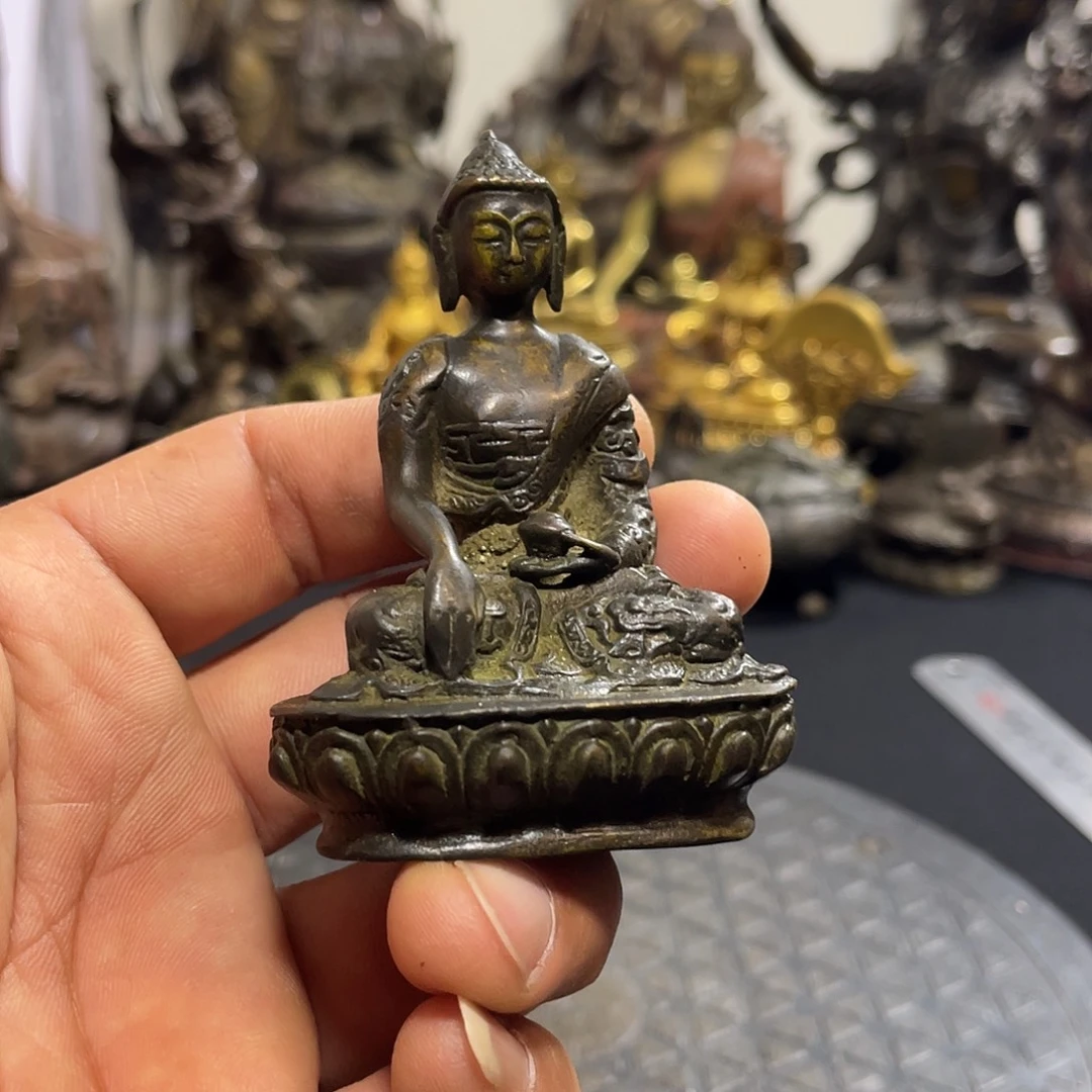 释迦摩尼。         160