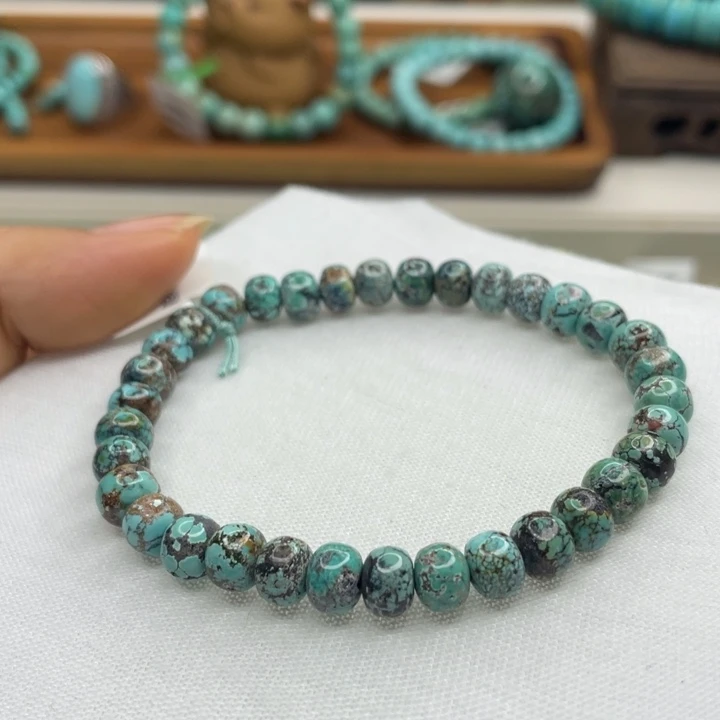 绿松石未镶嵌珠宝