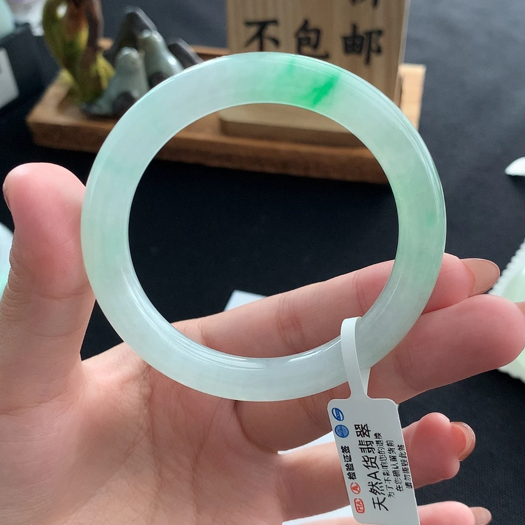 未镶嵌手镯翡翠翡翠
