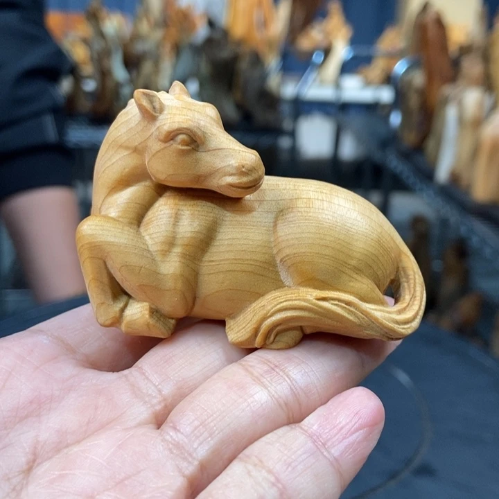 柏木（崖柏）手把件马