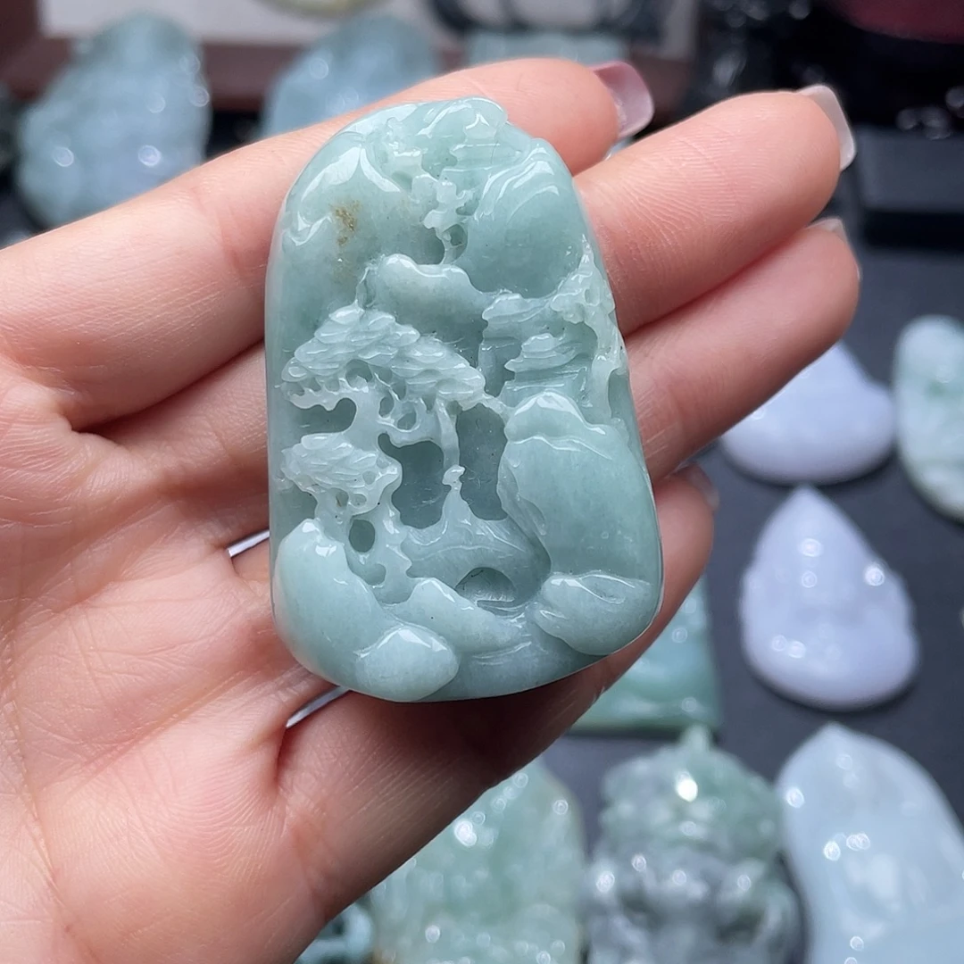 翡翠未镶嵌颈饰翡翠