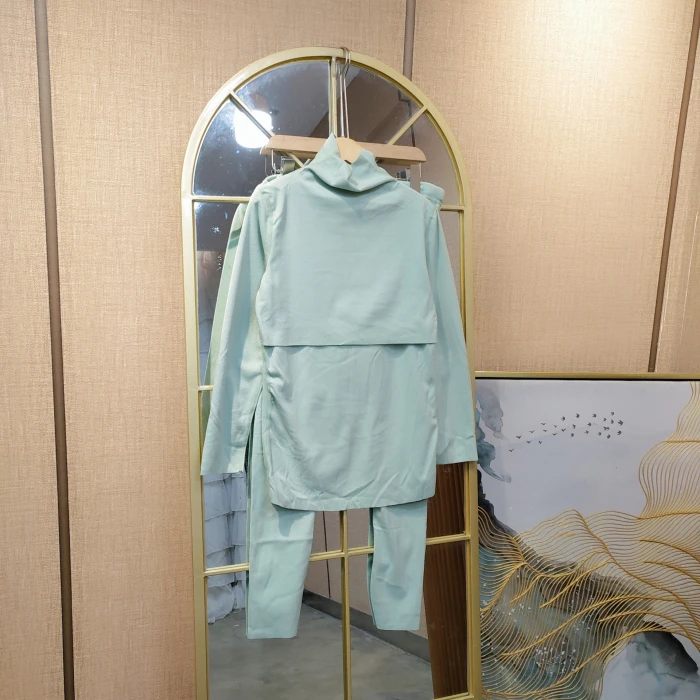 EY86孕妇绿色德绒哺乳秋衣套装L90-130XL140XXL150