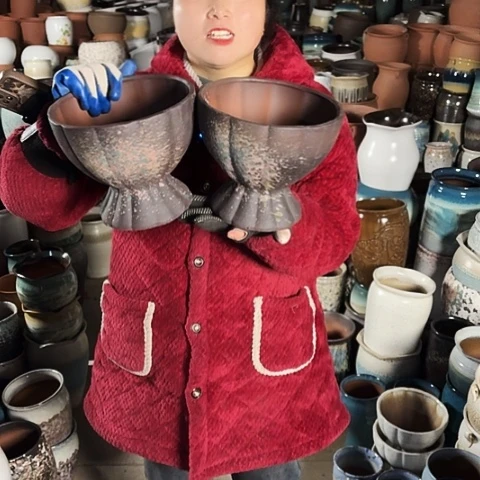 口20高17瑕疵盆子。