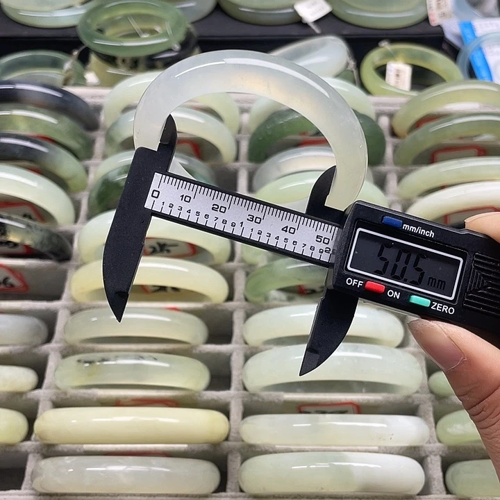 未镶嵌蛇纹石玉手镯206