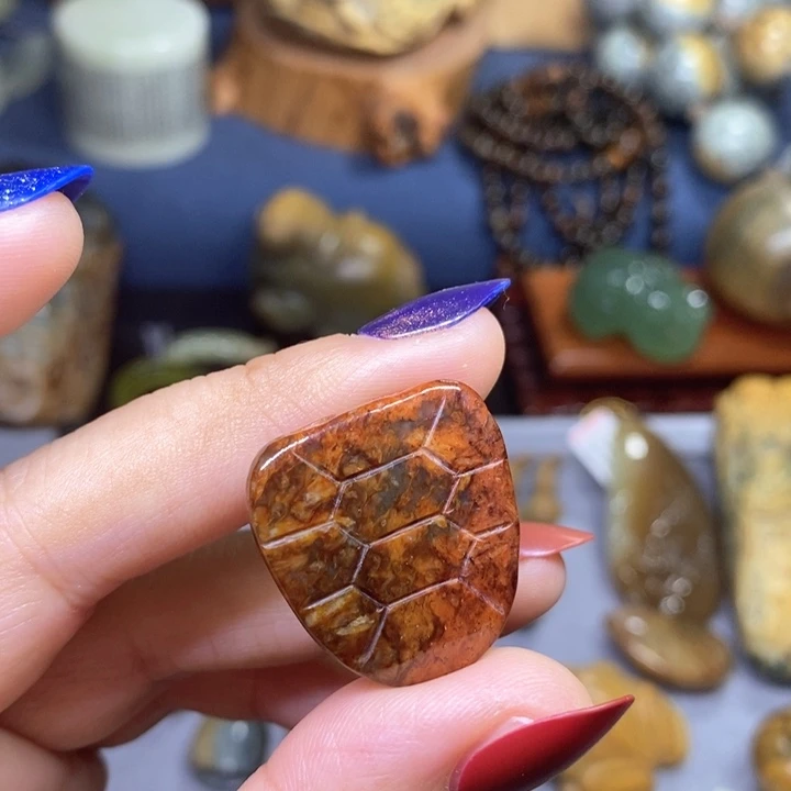 岫岩河磨玉（透闪石质玉）富甲未镶嵌