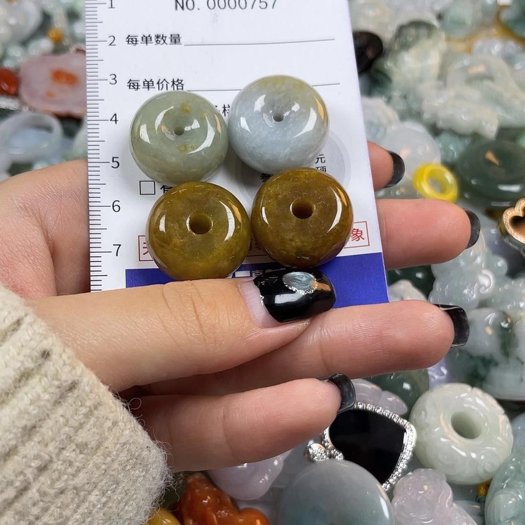 翡翠未镶嵌颈饰757