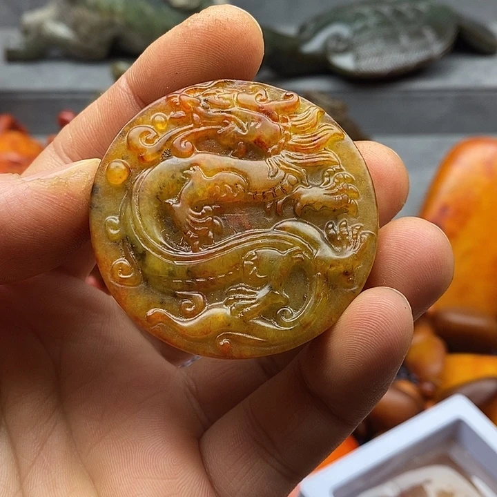 未镶嵌蛇纹石玉颈饰葫*娃