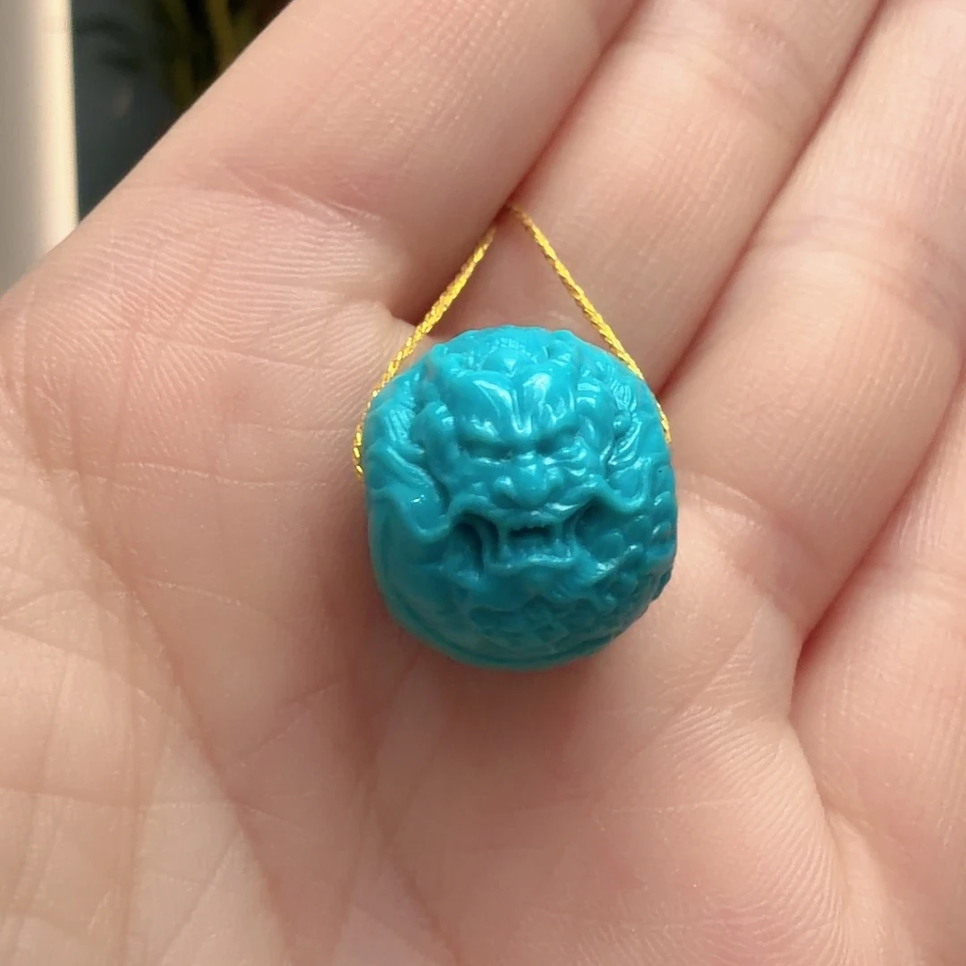 绿松石未镶嵌颈饰