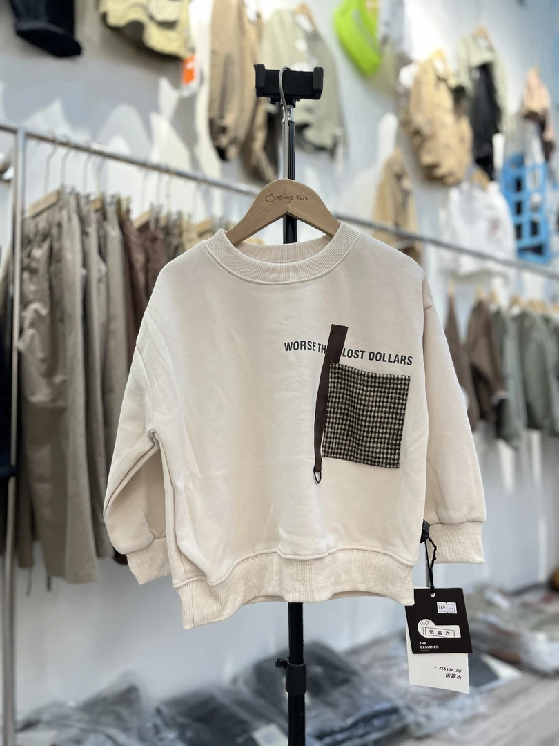 男女童通用字母冬季春秋套头卫衣休闲男童圆领秋季