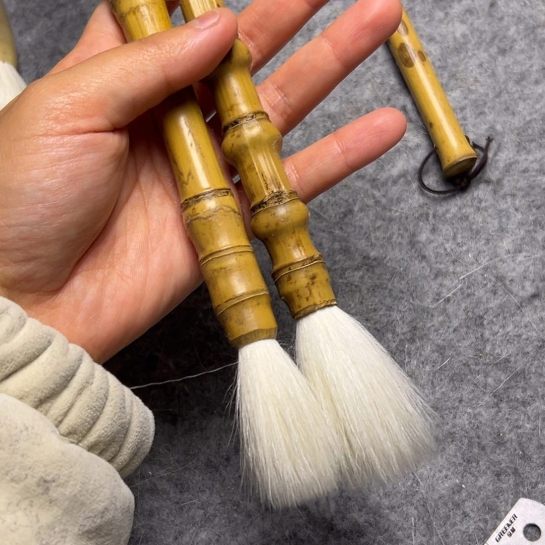 羊2只 出锋5.和4.5  微瑕杆如图只能清水试笔