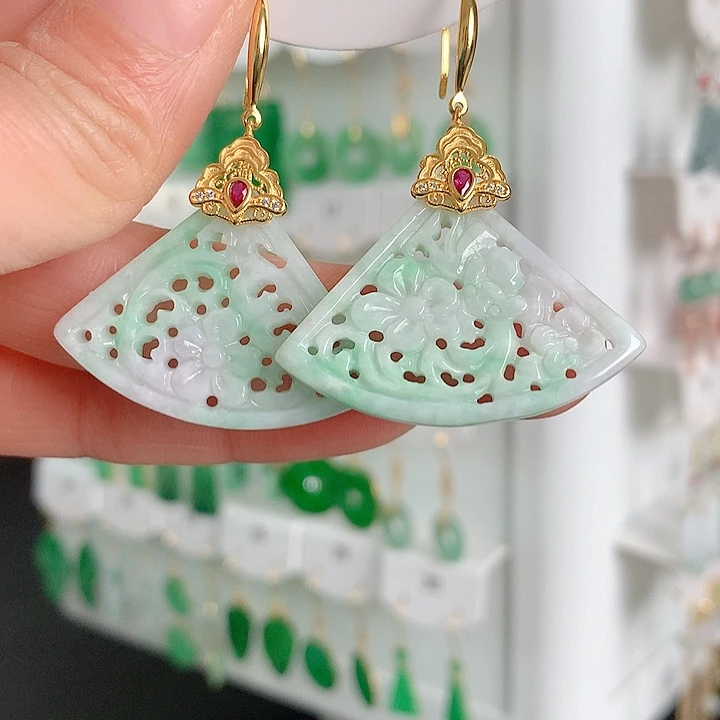 翡翠颈饰银S925镶嵌翡翠