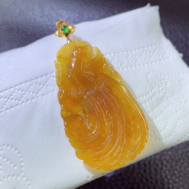 翡翠颈饰18K金镶嵌翡翠