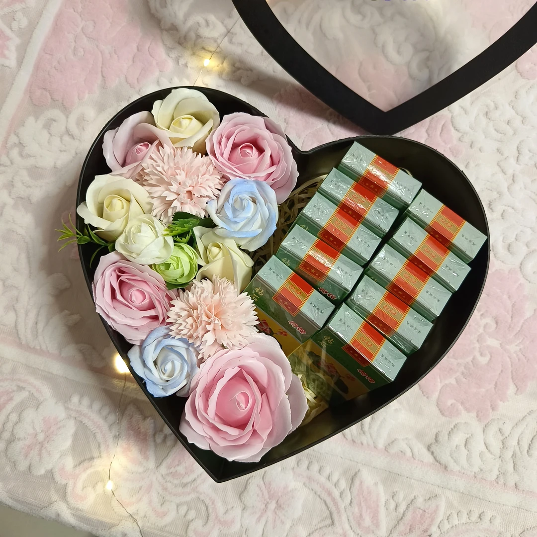 玫瑰花盒高档礼品装烟花束送男友老公生日礼物结婚纪念日情人节