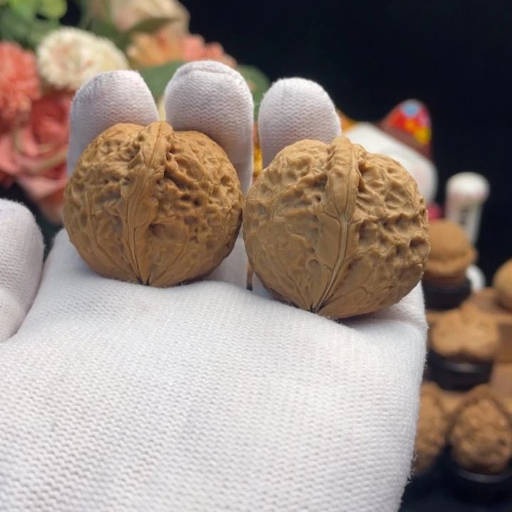 把件文玩核桃云南铁核桃59