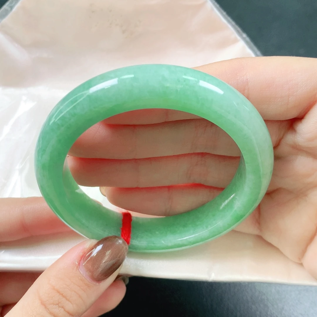 翡翠未镶嵌手镯53圈X881808