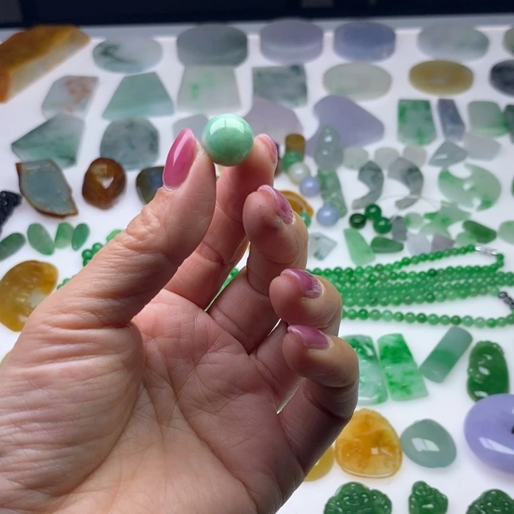 p***r翡翠未镶嵌挂件天然翡翠