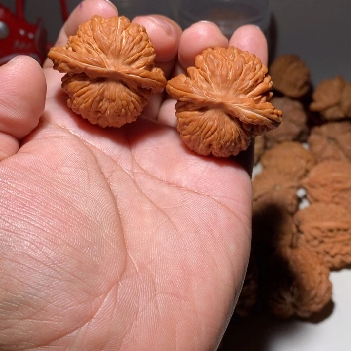 文玩核桃四座楼核桃