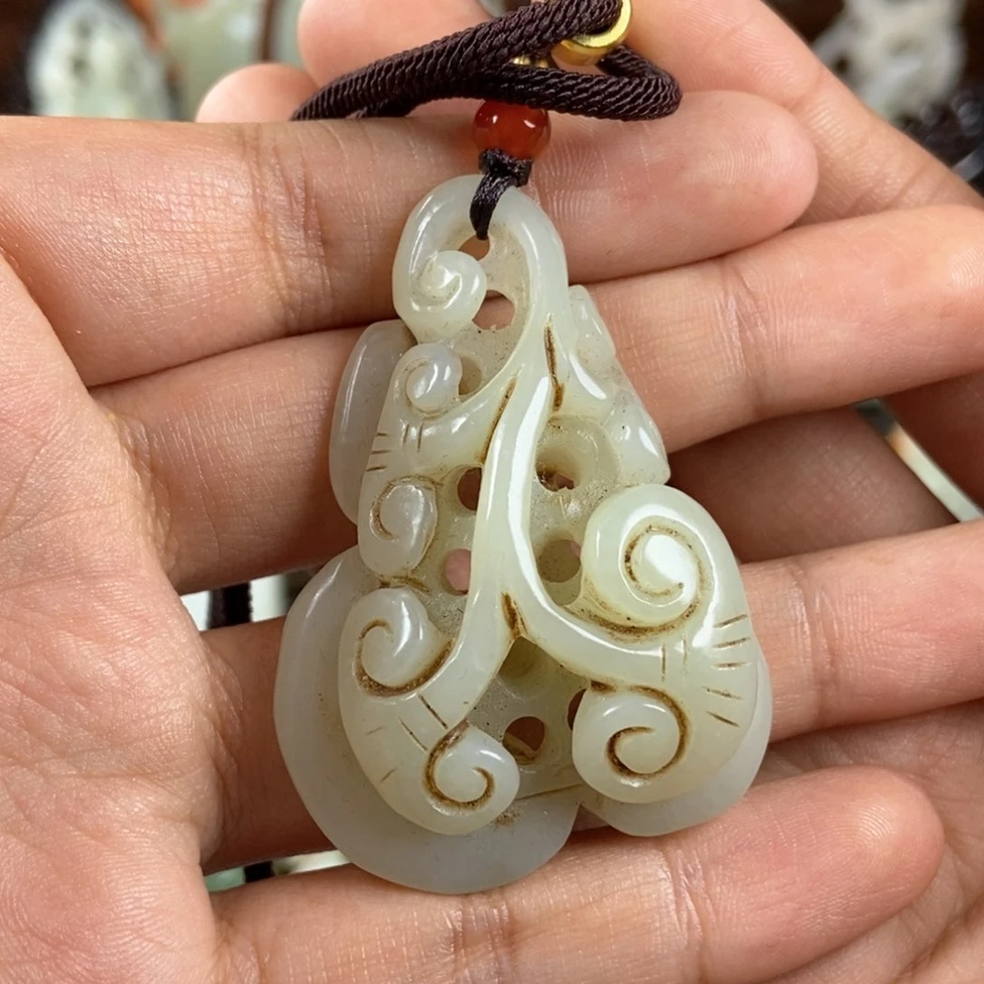 和田玉挂件未镶嵌牧*