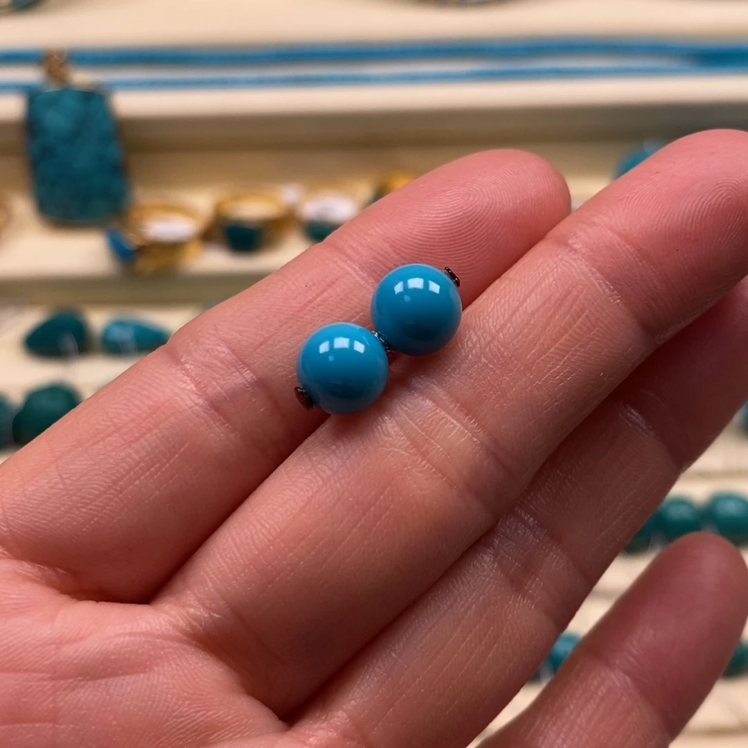 绿松石未镶嵌珠宝奇石直径7.8圆珠对珠