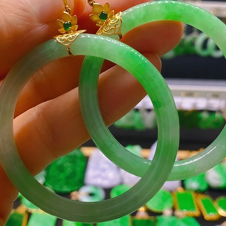 翡翠18K金镶嵌耳饰耳坠