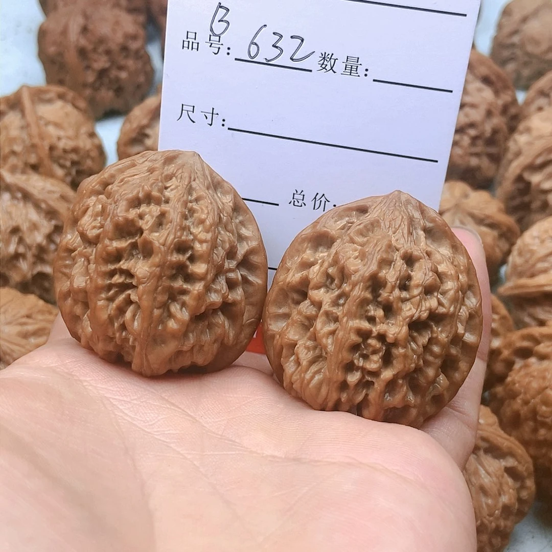 文玩核桃把件632号平谷野牛37尺
