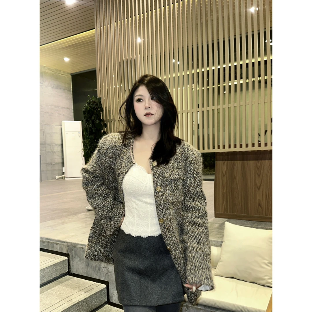 羊毛小香风外套秋冬上衣宽松百搭羽绒服外套鸭绒上衣