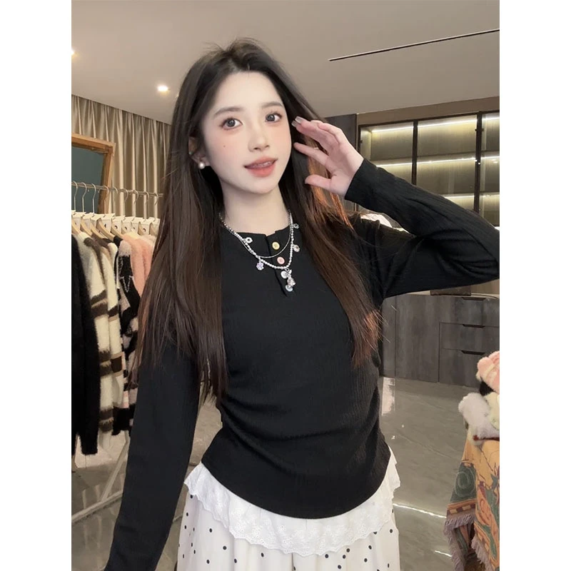 flota/2235 独特别致蕾丝拼接打底针织衫女ins风彩色纽扣t恤XJ