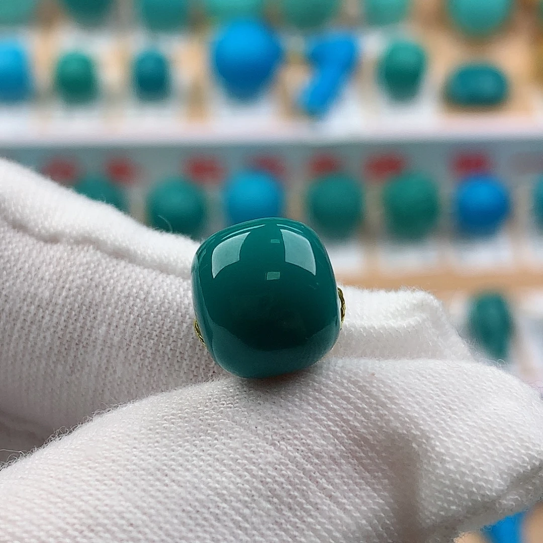 绿松石未镶嵌珠宝奇石10.5