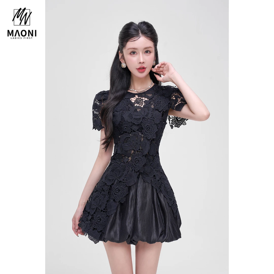 毛妮Peshe【春日繁花】早春新款蕾丝设计不规则镂空甜美上衣L1484