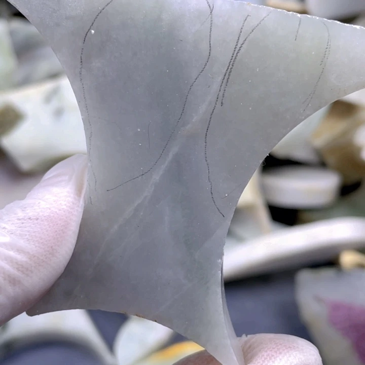 翡翠吊坠(不含链)未镶嵌天然翡翠边角料