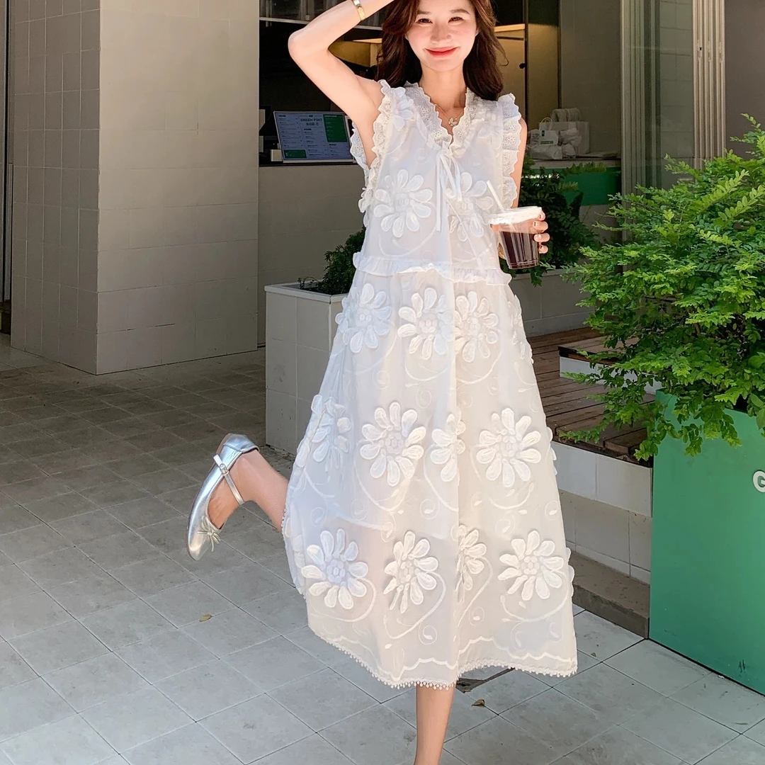 白色重工无袖木耳边连衣裙裙子夏法式设计女生清冷系禅意衣服女