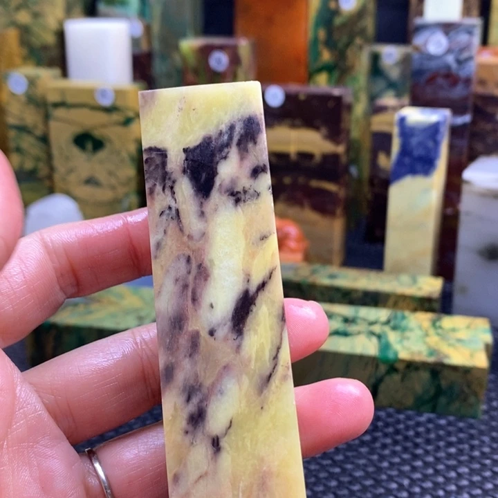 云南石天*青田石印章石