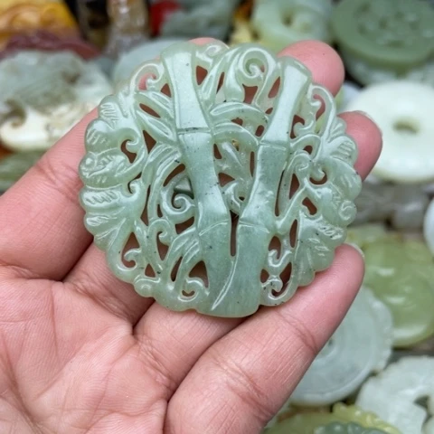 蛇纹石玉颈饰未镶嵌76