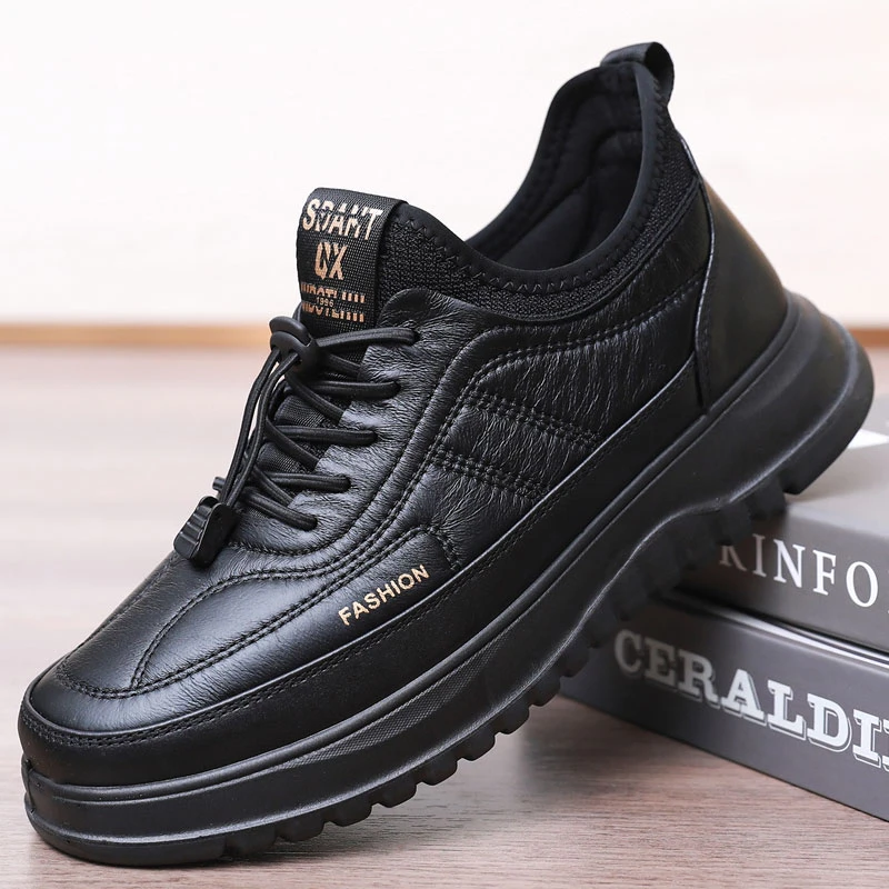 春秋老北京布鞋男单鞋透气软底一脚蹬宽松加肥仿皮中老年人爸爸鞋