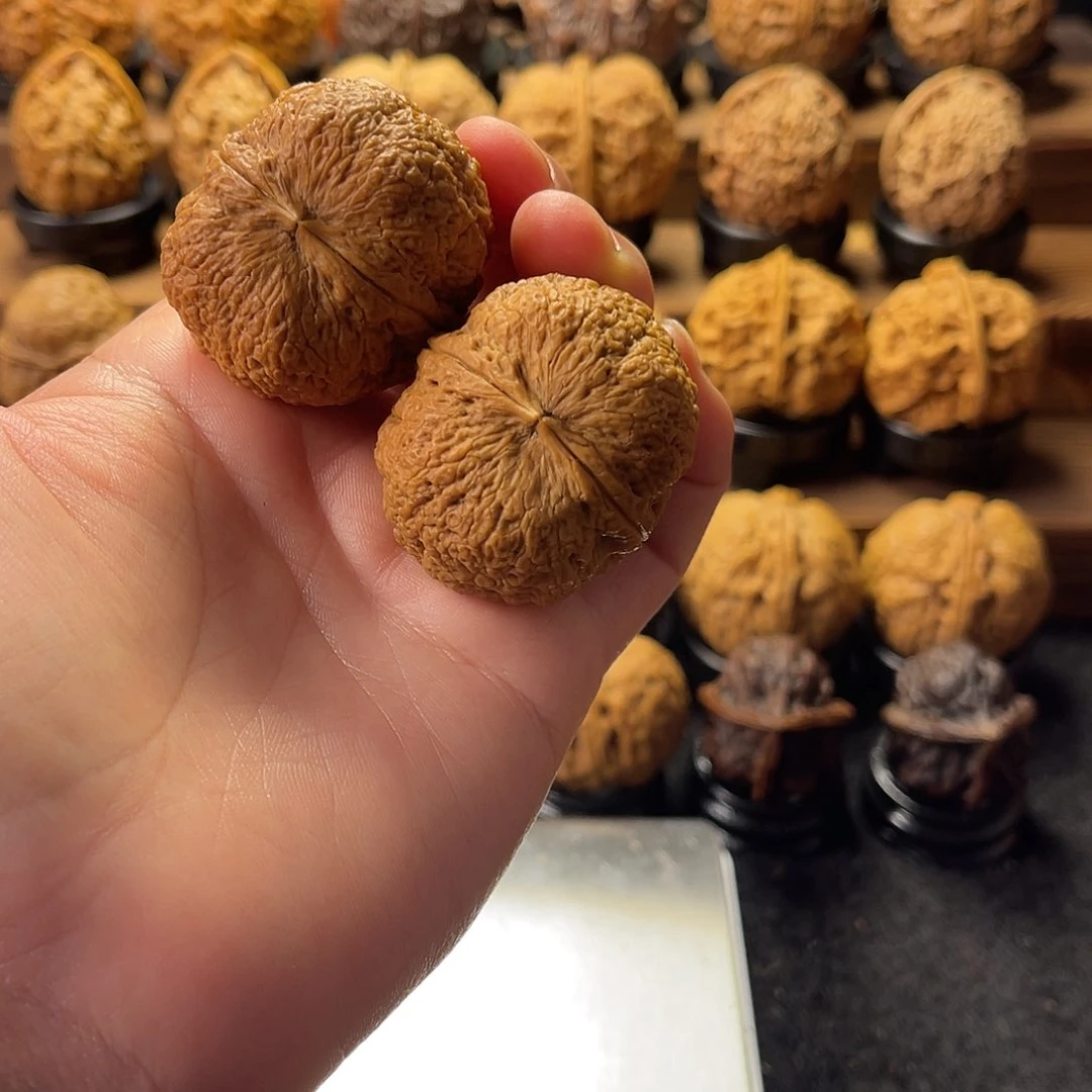 文玩核桃把件胖头陀