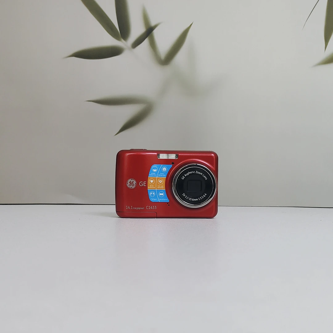 9新 GE/通用电气 C1433 ccd数码相机1400万像素3倍变焦冷白皮
