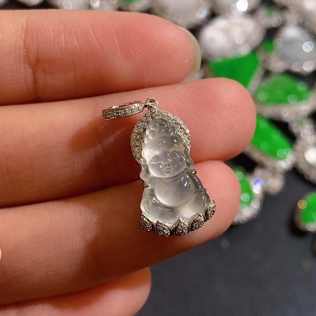 翡翠颈饰18K金镶嵌小滴流 百搭扣