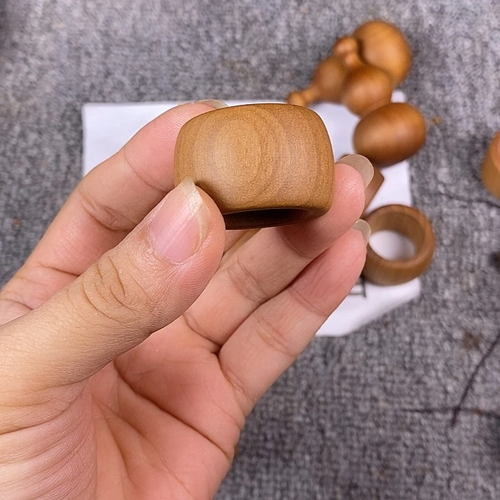 檀香木手串/手链老山檀香黑扳指内径2.2