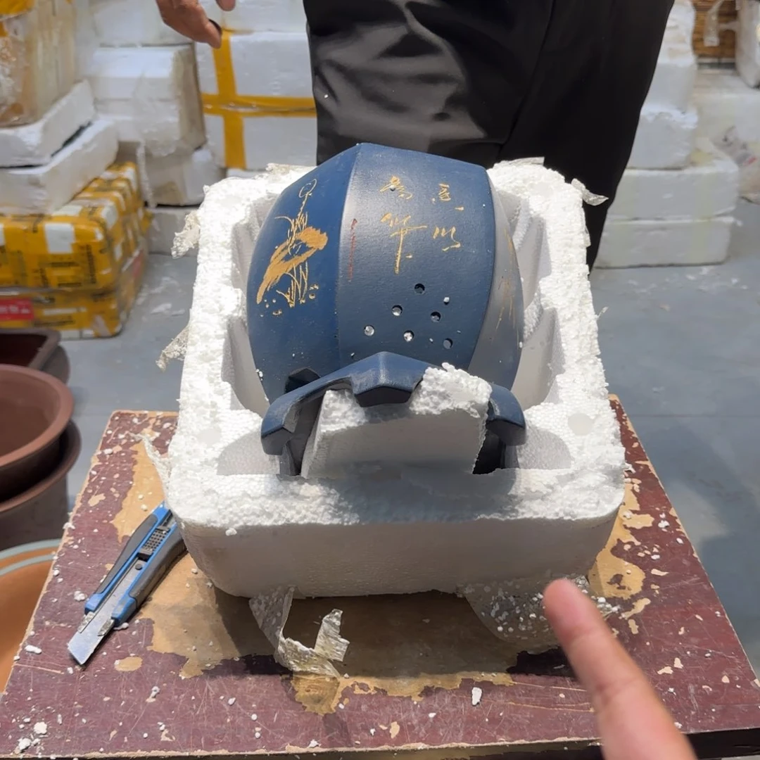 紫砂花盆瑕疵和瑕疵都