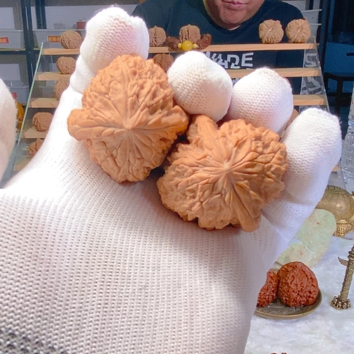 把件文玩核桃暴雪