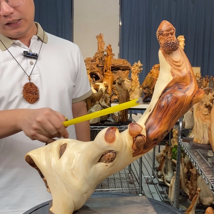 柏木（崖柏）随型摆件