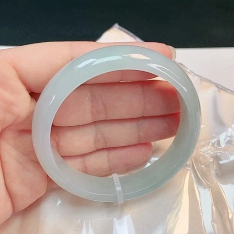 【闪购商品】翡翠手镯未镶嵌正圈58