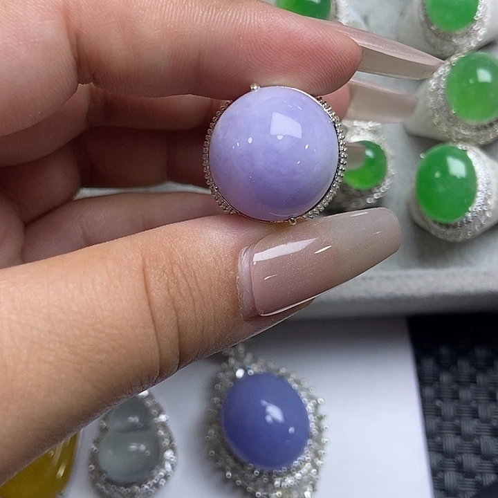 颈饰未镶嵌翡翠吊坠